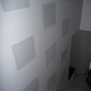 Mustertapete mit Anstich